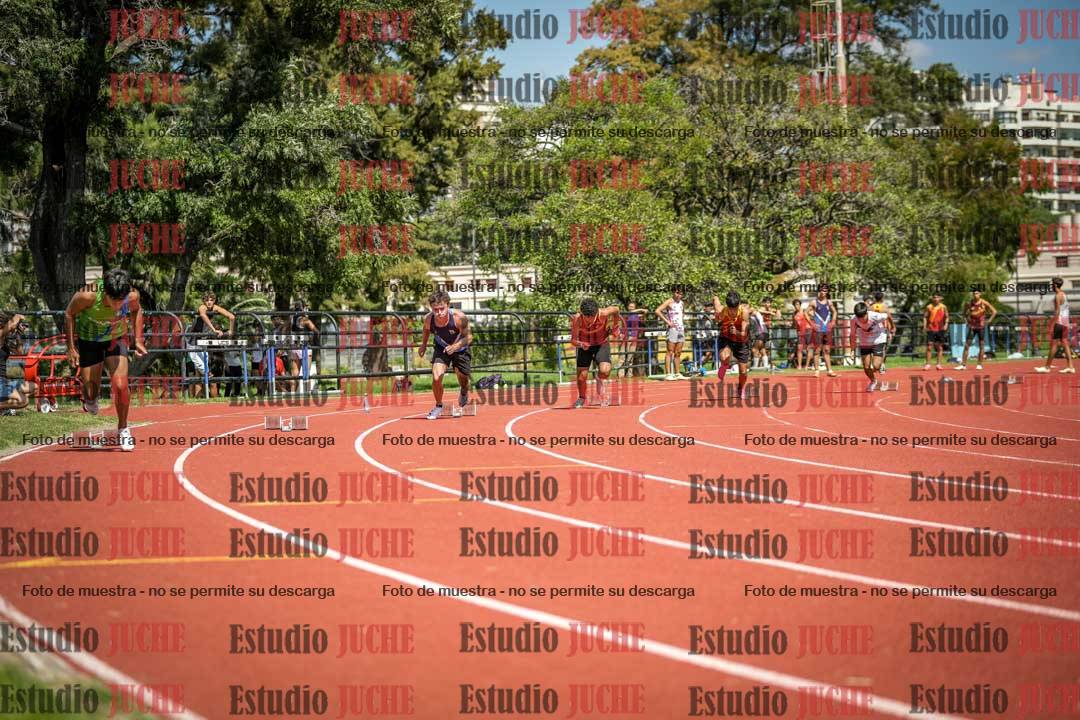 Fotos de los 200 m llanos de varones