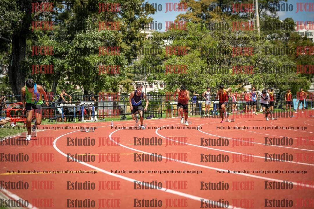 Fotos de los 200 m llanos de varones