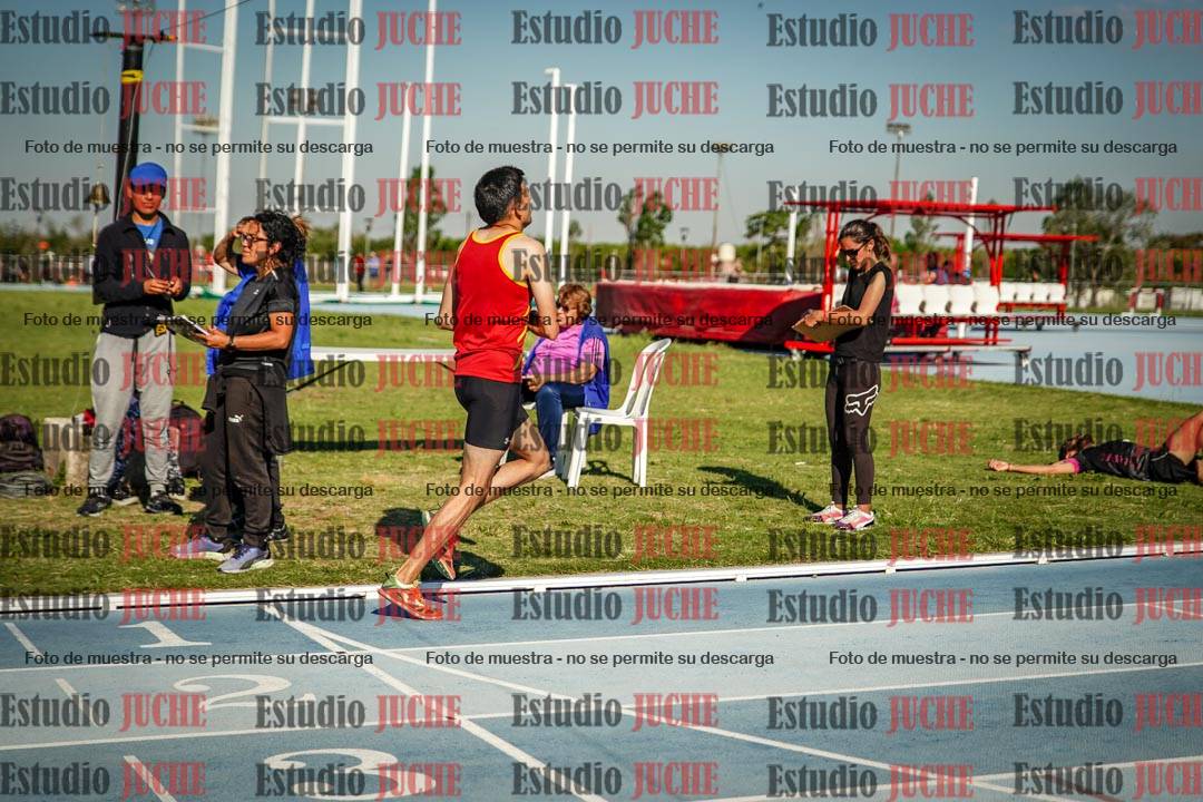 Fotos de los 1500 m llanos de varones