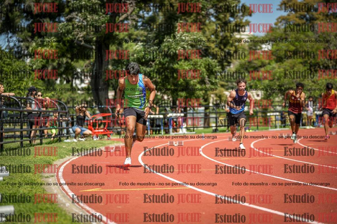Fotos de los 200 m llanos de varones