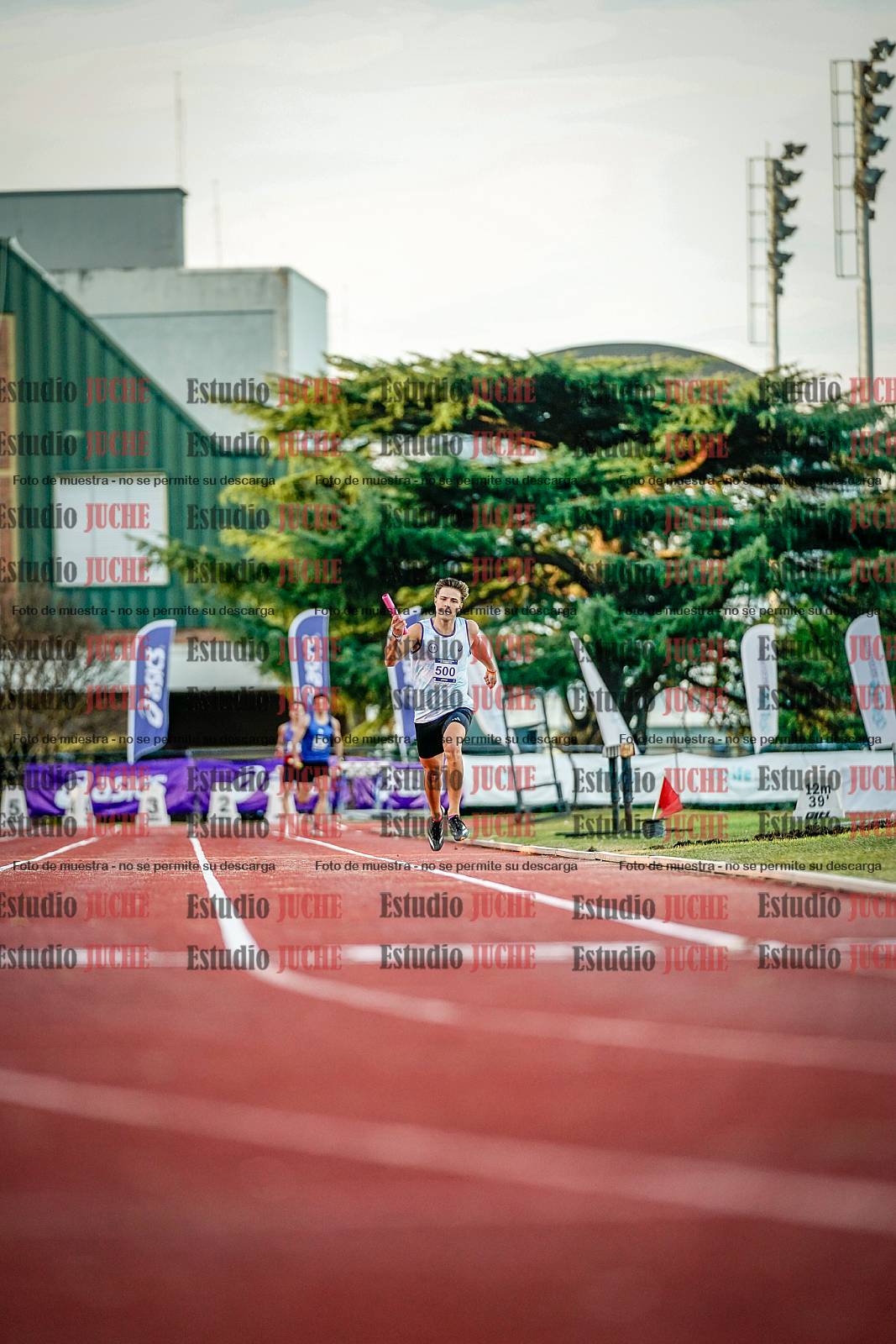 Fotos de las postas 4x400 m de varones