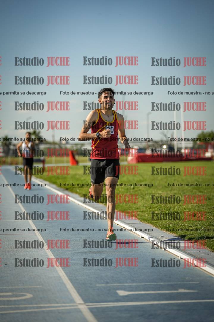 Fotos de los 1500 m llanos de varones