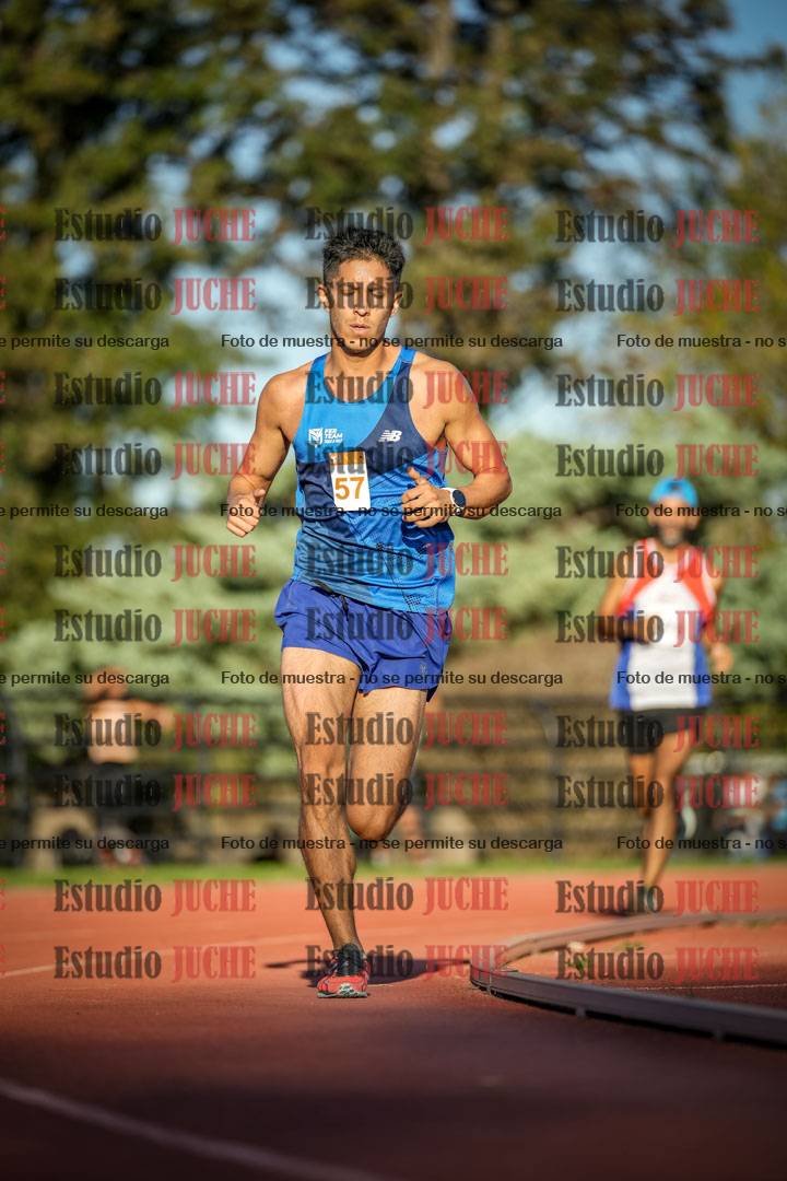 Fotos de los 3000 m llanos de varones
