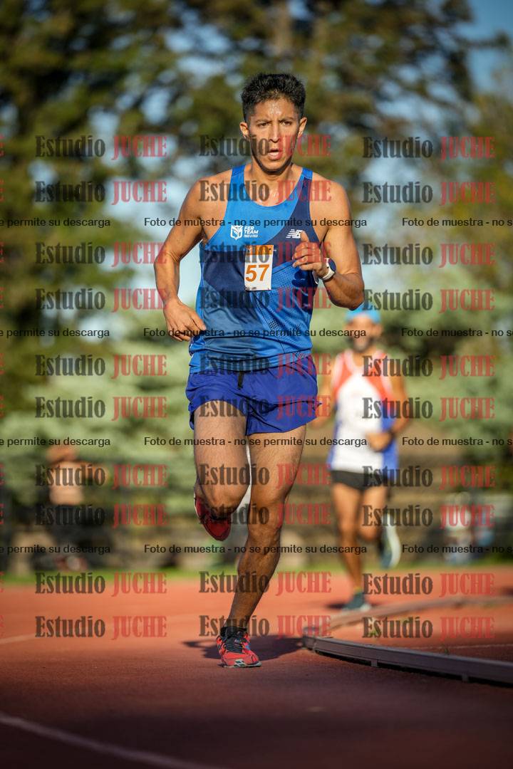 Fotos de los 3000 m llanos de varones