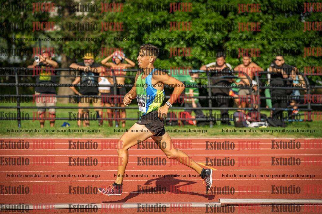 Fotos de los 3000 m llanos de varones