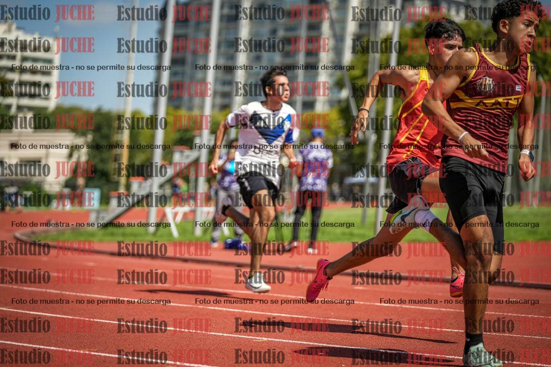 Fotos de los 200 m llanos de varones
