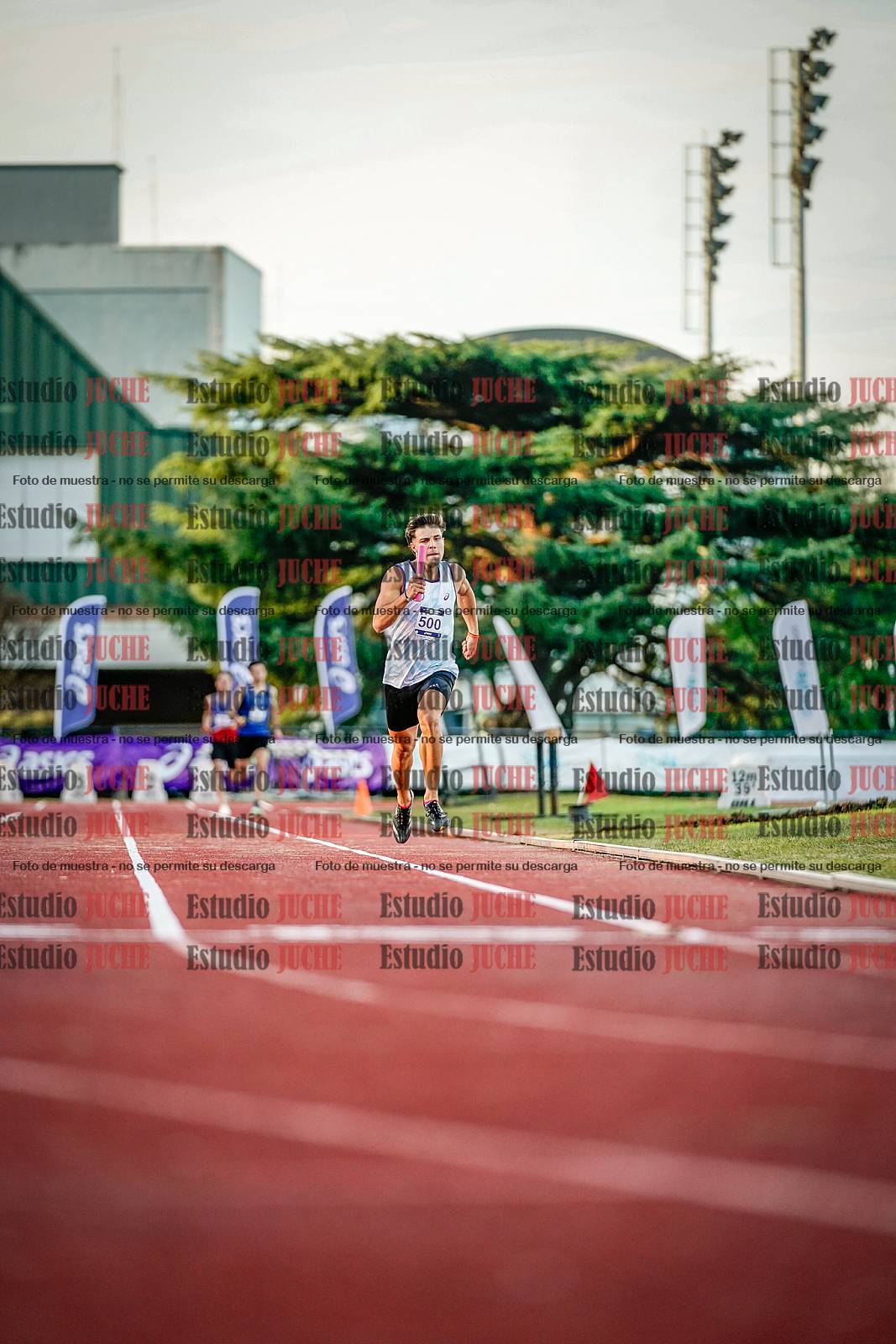 Fotos de las postas 4x400 m de varones