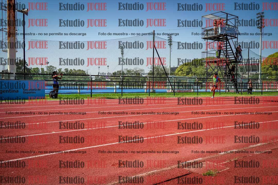 Fotos de los 200 m llanos de varones