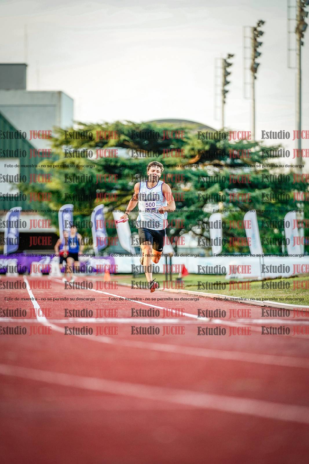Fotos de las postas 4x400 m de varones