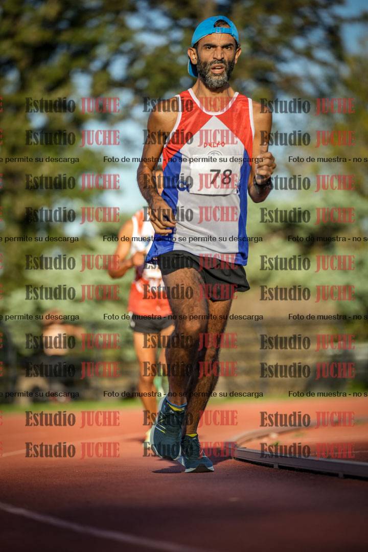 Fotos de los 3000 m llanos de varones