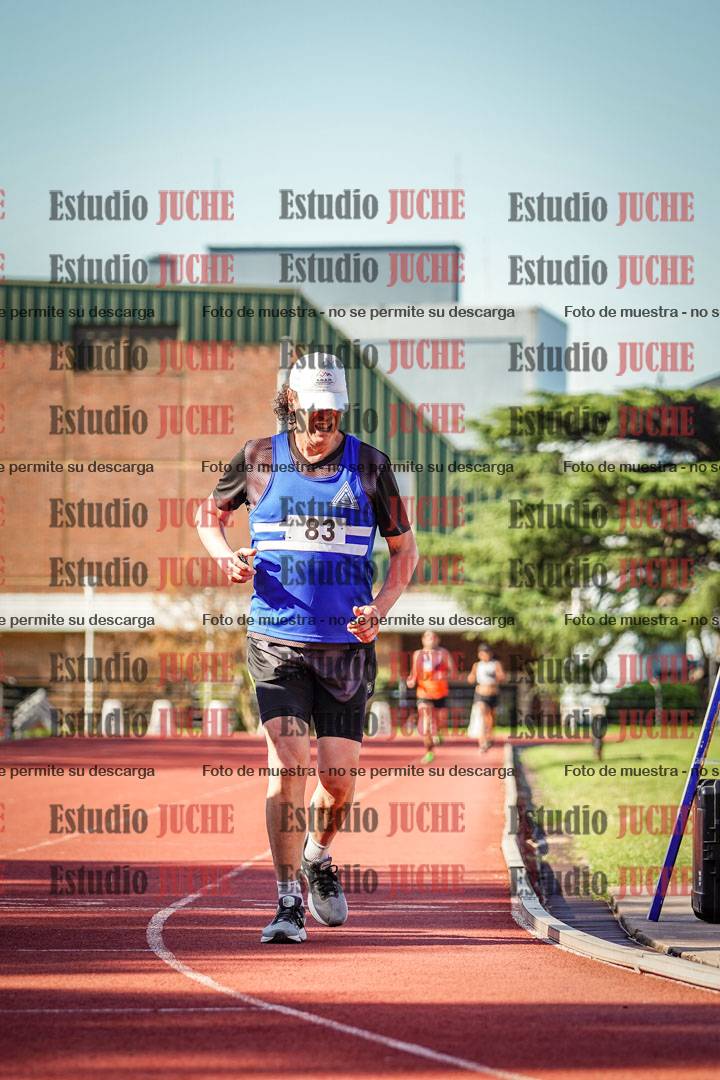 Fotos de los 5000 m llanos de mujeres y varones
