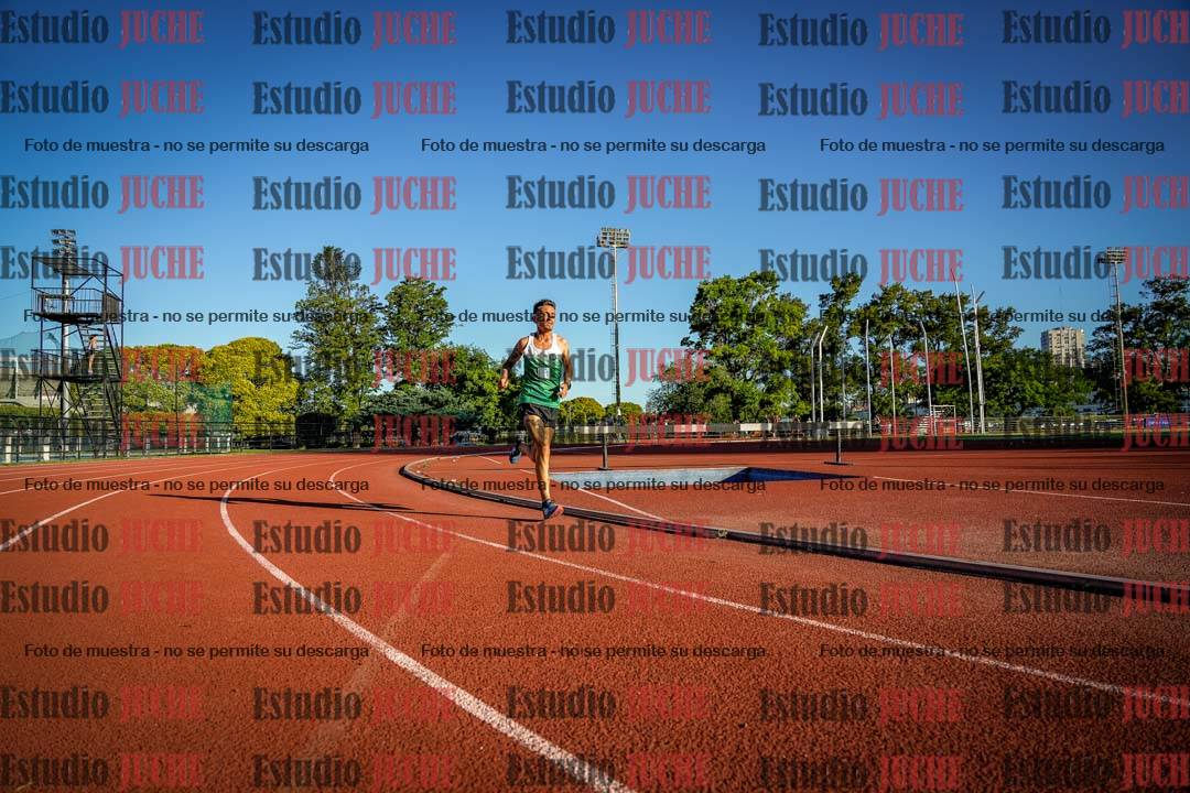 Fotos de los 3000 m llanos de varones