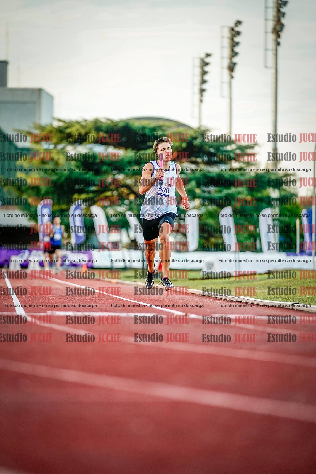 Fotos de las postas 4x400 m de varones