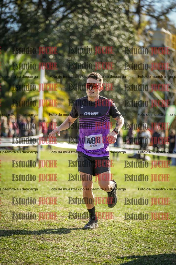 Fotos de la llegada del cross de 8000 m