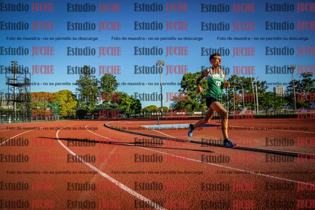 Fotos de los 3000 m llanos de varones