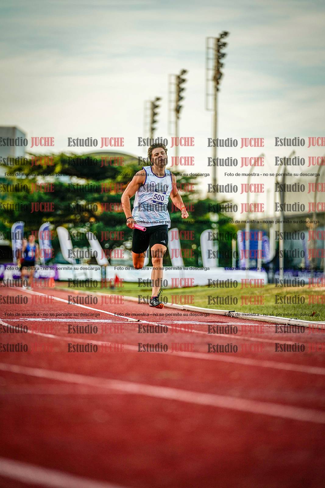 Fotos de las postas 4x400 m de varones