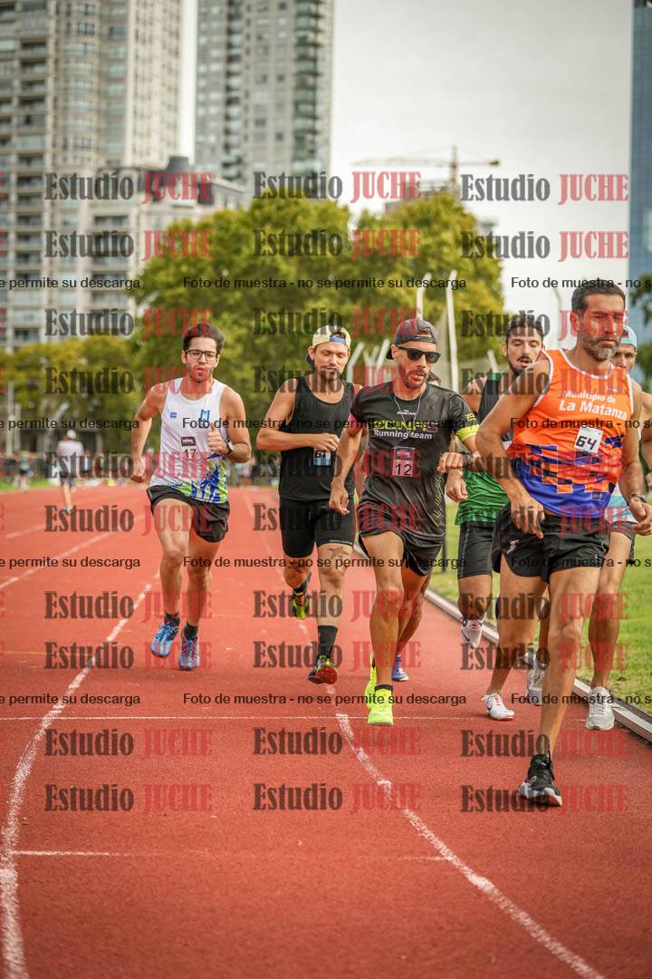Fotos de los 3000 m llanos de varones