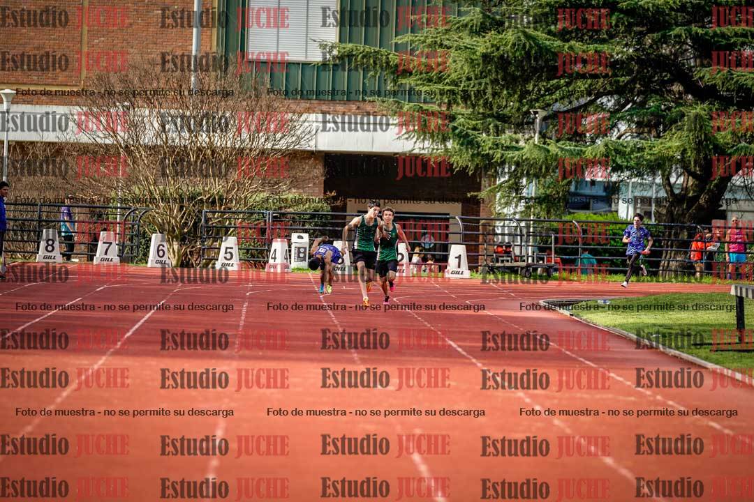 Fotos de las postas 5x80 m llanos de varones