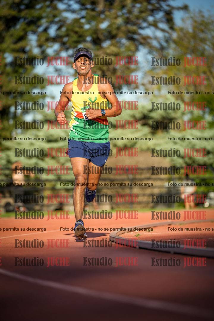 Fotos de los 3000 m llanos de varones