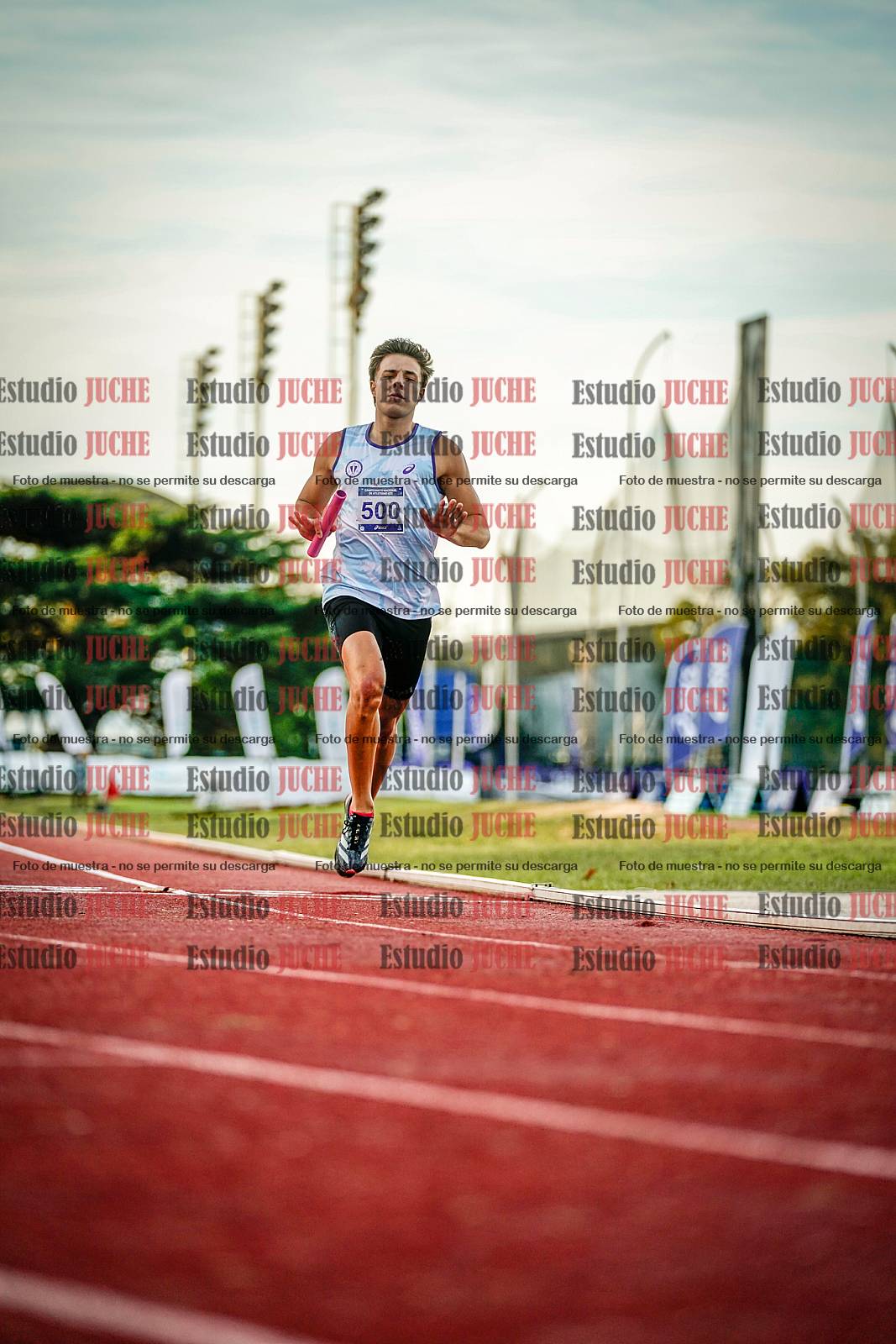 Fotos de las postas 4x400 m de varones