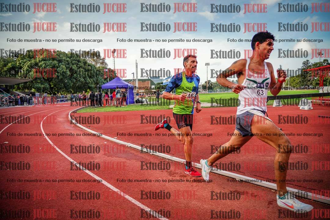 Fotos de los 3000 m llanos de varones