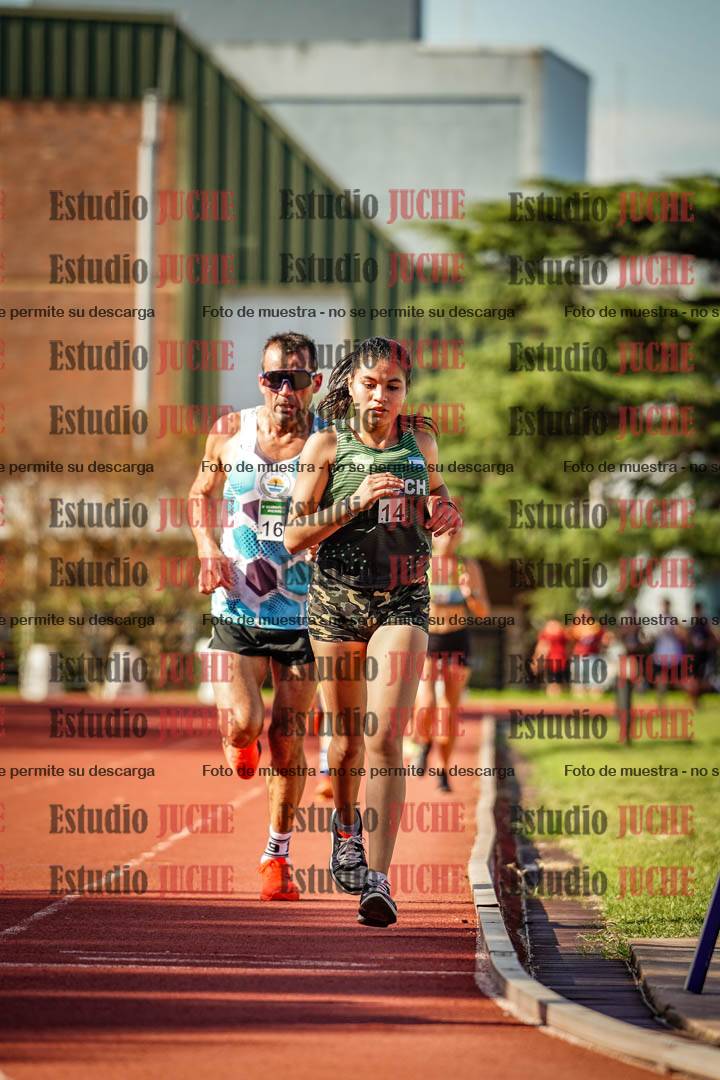 Fotos de los 5000 m llanos de mujeres y varones