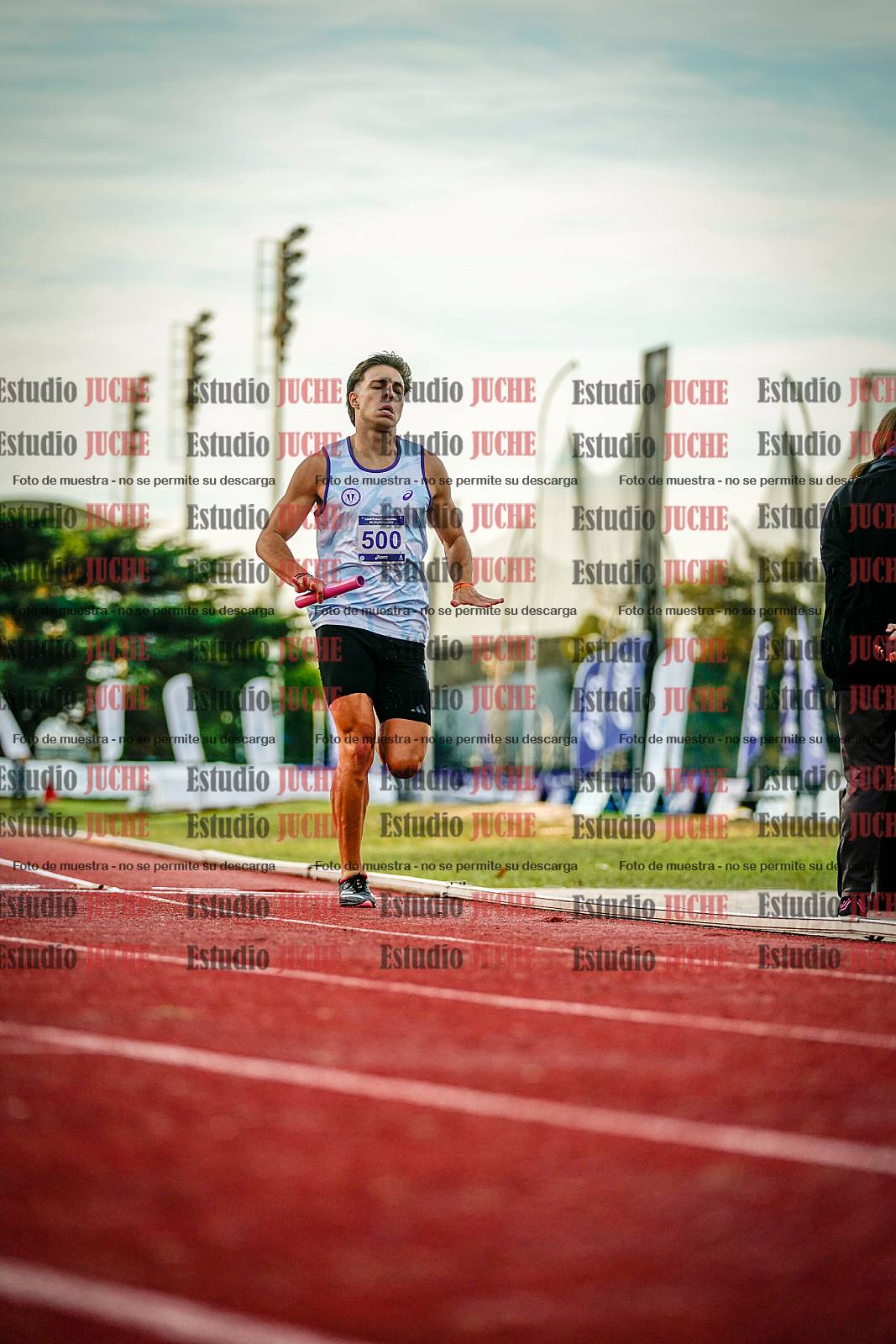 Fotos de las postas 4x400 m de varones
