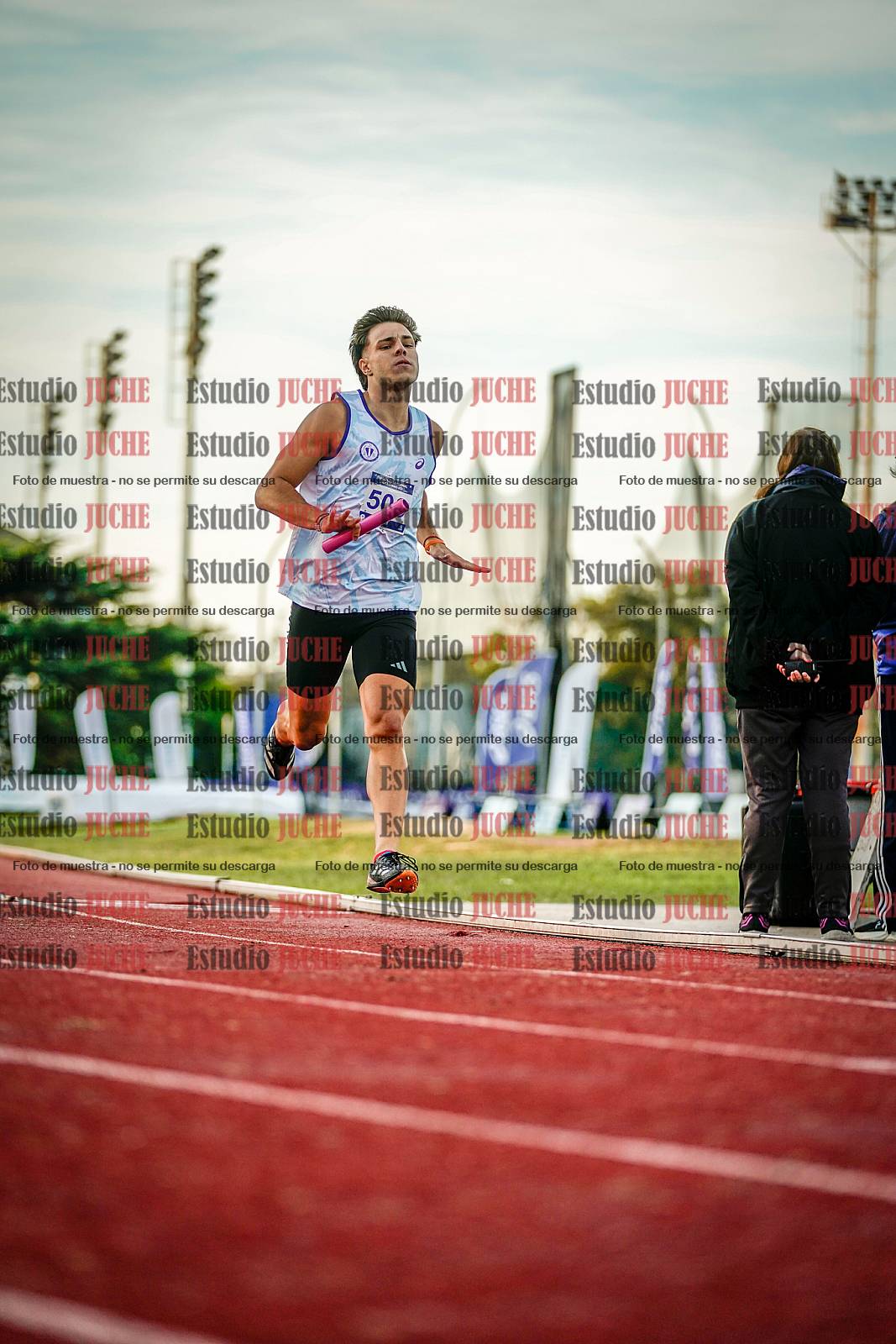 Fotos de las postas 4x400 m de varones