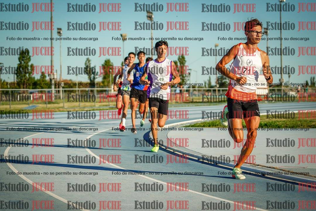 Fotos de los 1500 m llanos de varones