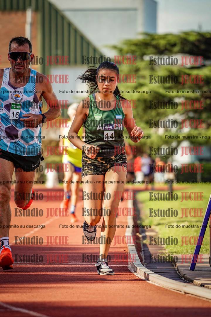 Fotos de los 5000 m llanos de mujeres y varones