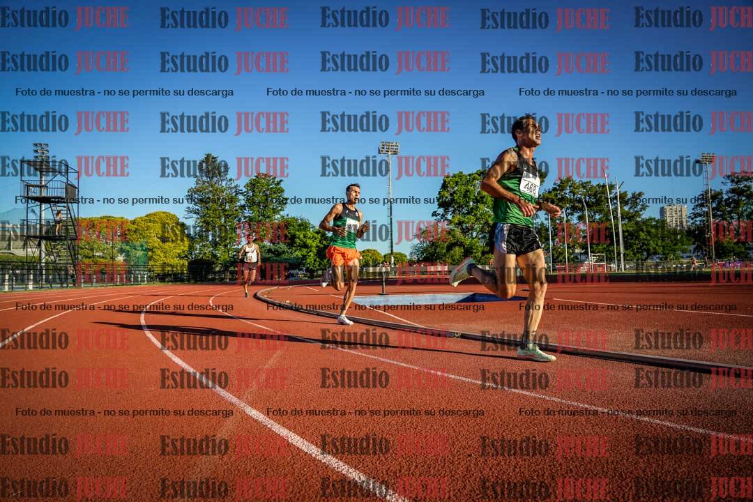 Fotos de los 3000 m llanos de varones