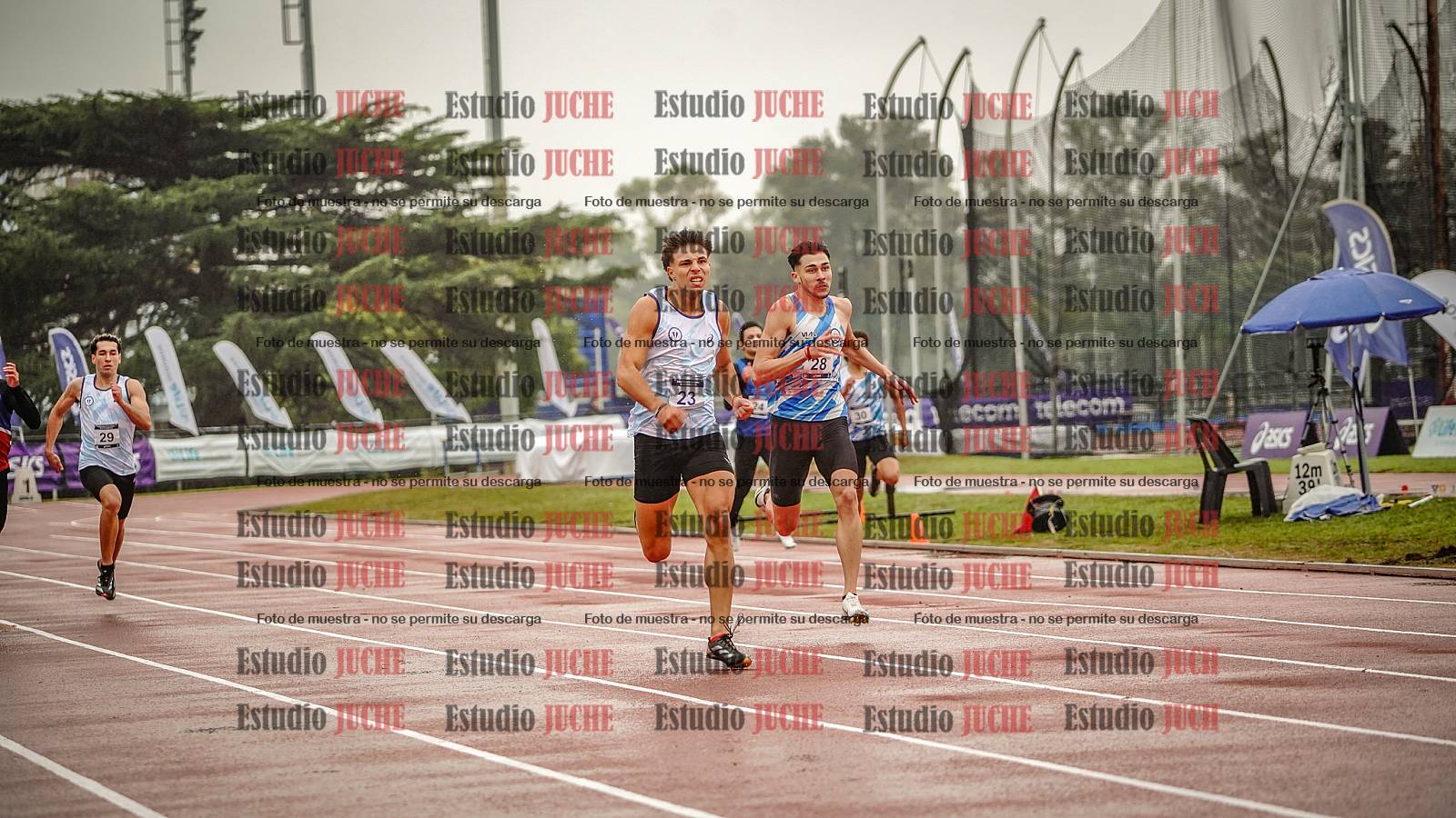 Fotos de los 400 m de varones - FINAL