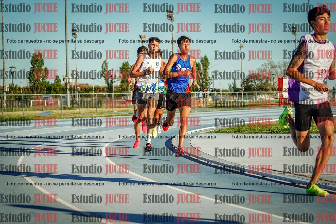 Fotos de los 1500 m llanos de varones