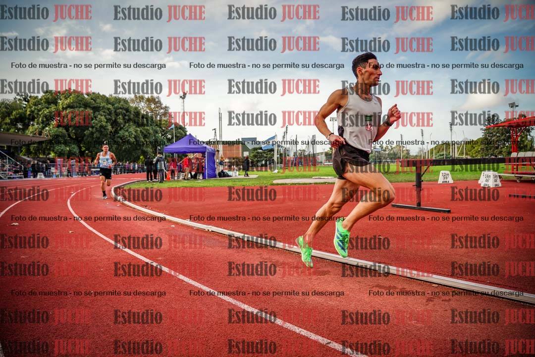 Fotos de los 3000 m llanos de varones