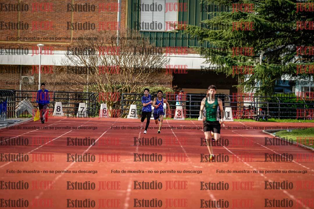 Fotos de las postas 5x80 m llanos de varones