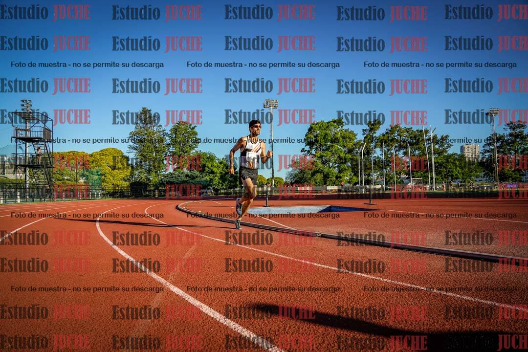 Fotos de los 3000 m llanos de varones