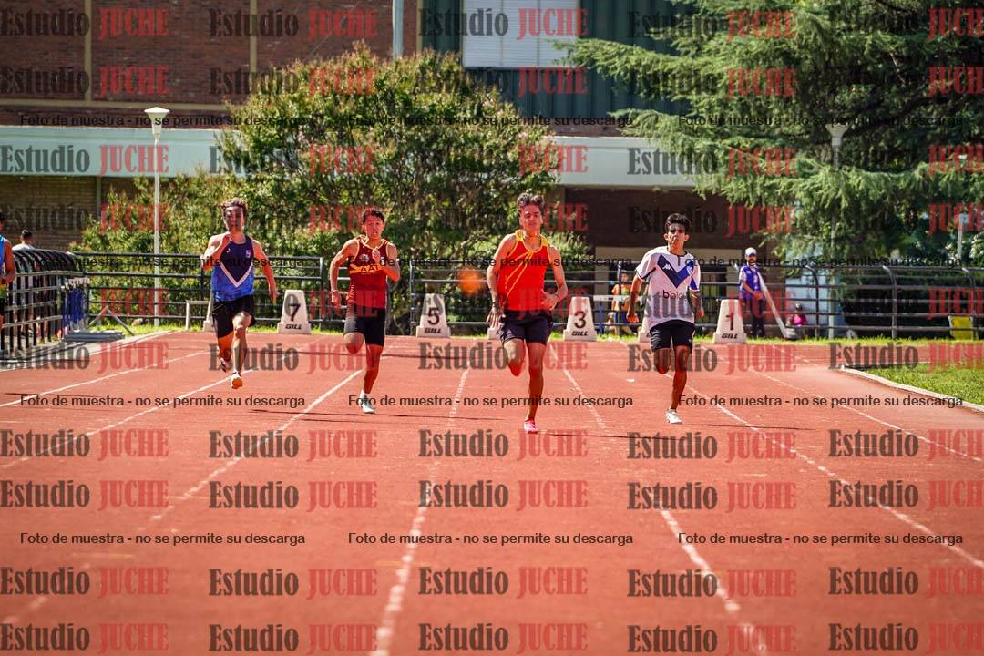 Fotos de los 200 m llanos de varones