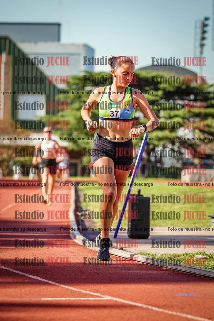 Fotos de los 5000 m llanos de mujeres y varones
