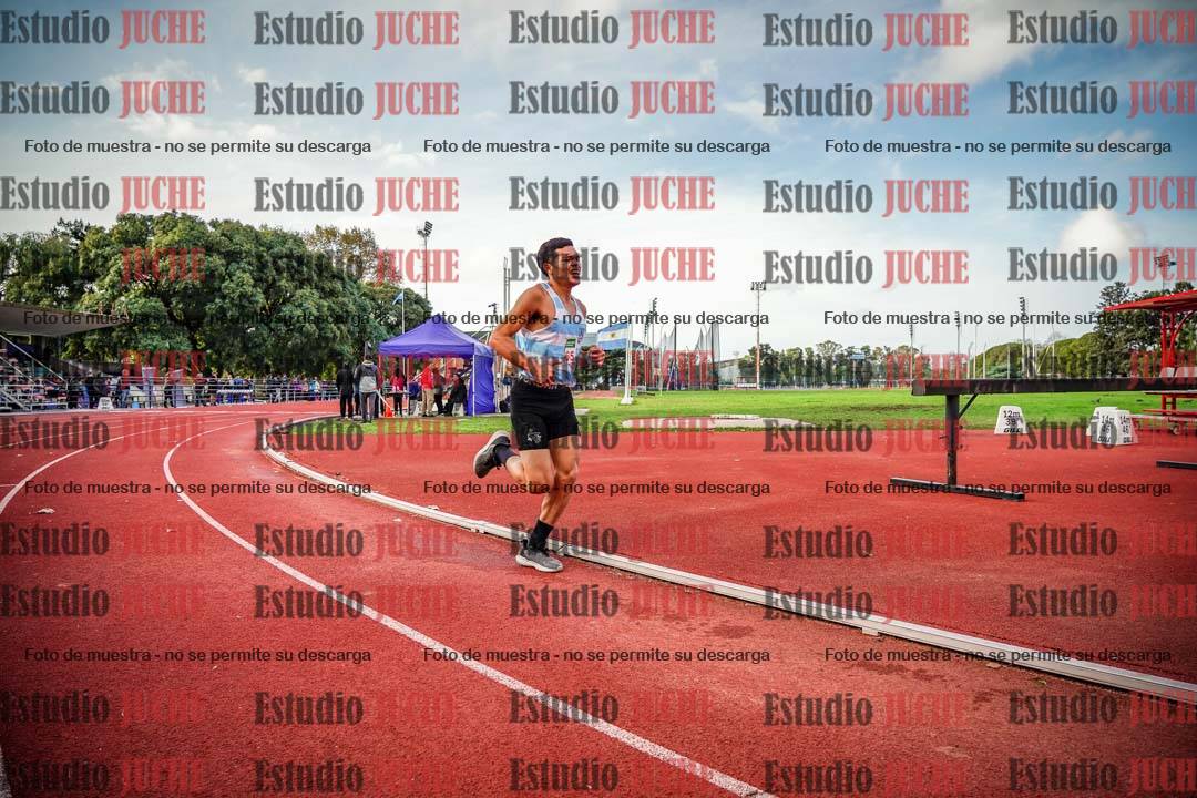 Fotos de los 3000 m llanos de varones