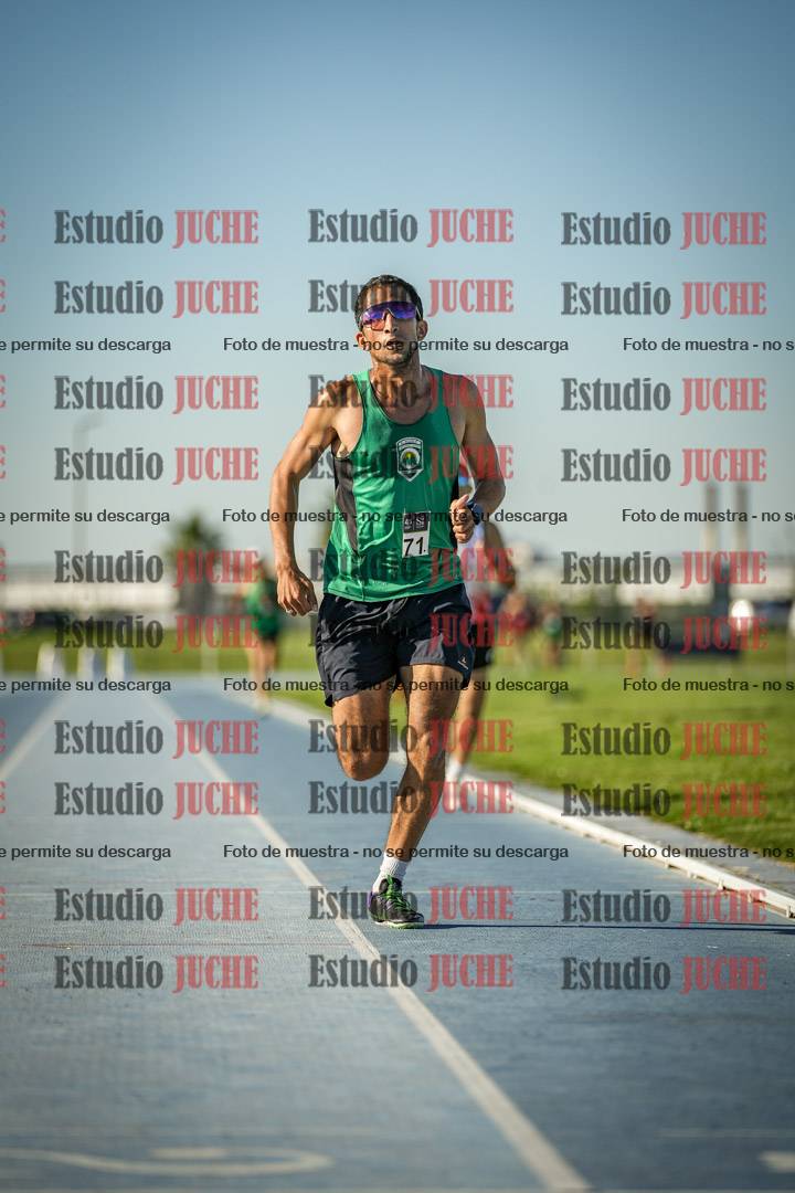 Fotos de los 3000 m llanos de varones