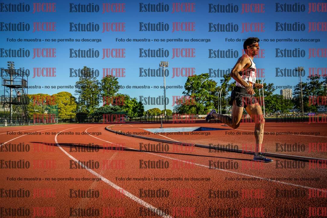 Fotos de los 3000 m llanos de varones