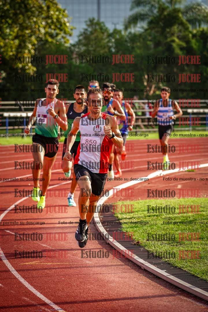 Fotos de los 3000 m llanos de varones