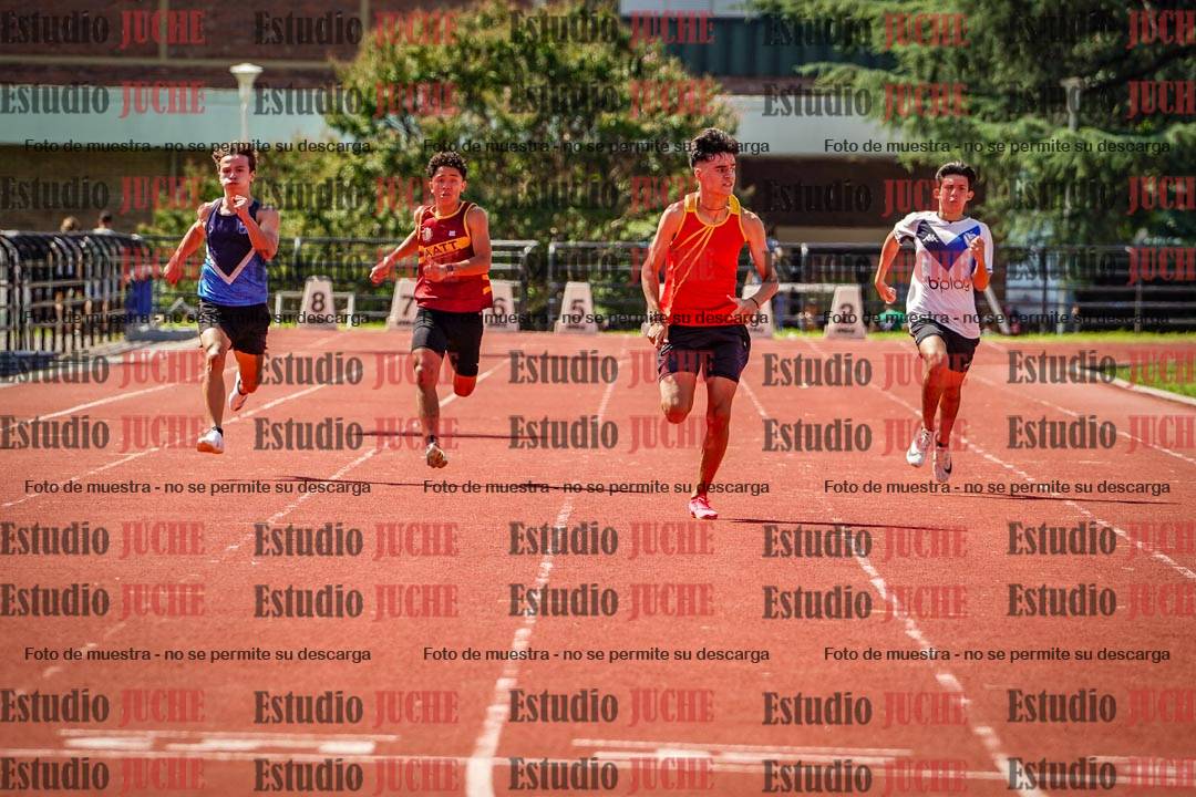 Fotos de los 200 m llanos de varones
