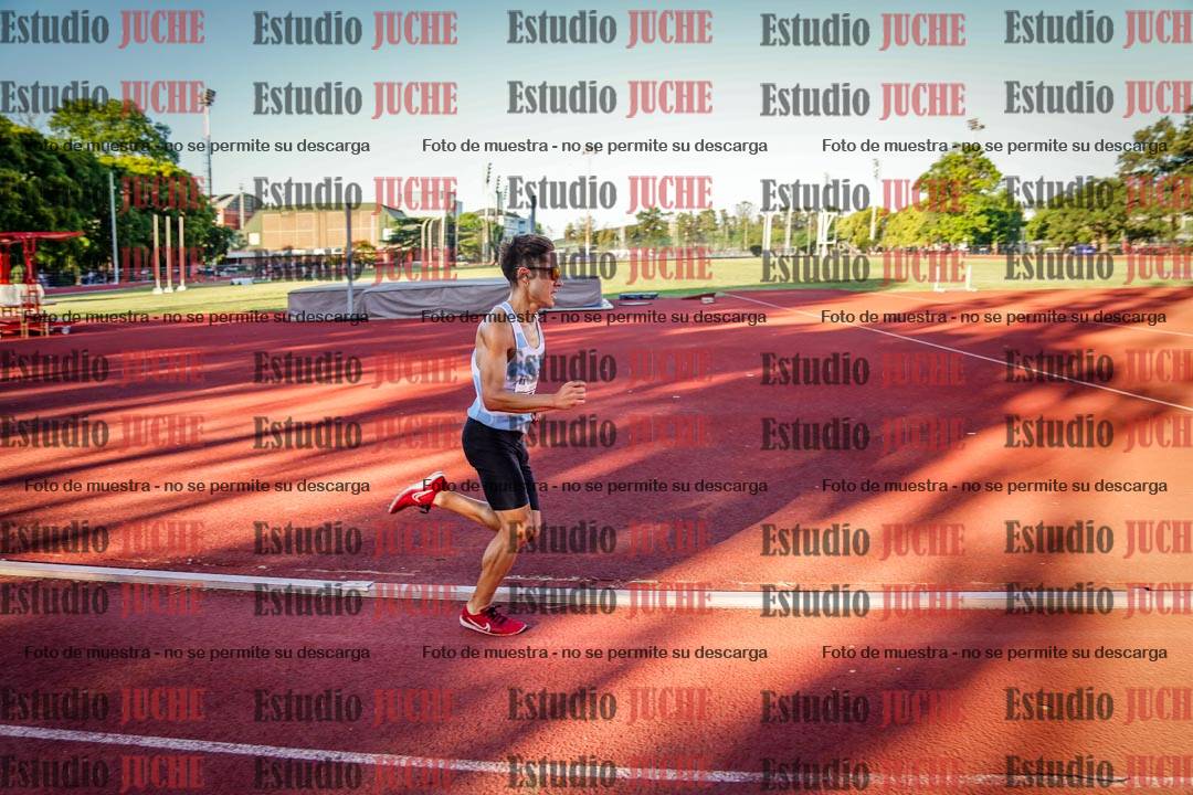 Fotos de los 3000 m llanos de varones