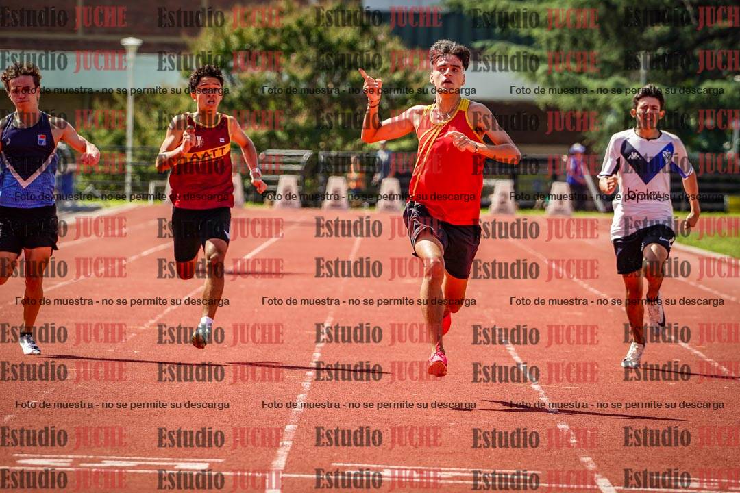Fotos de los 200 m llanos de varones