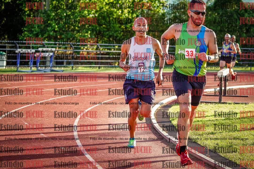 Fotos de los 3000 m llanos de varones