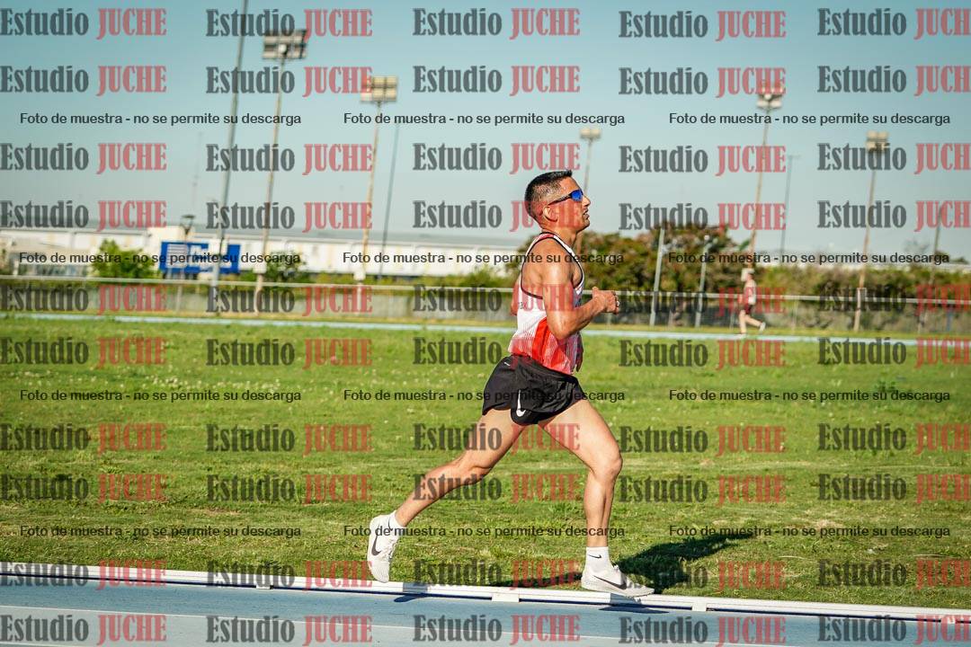 Fotos de los 3000 m llanos de varones