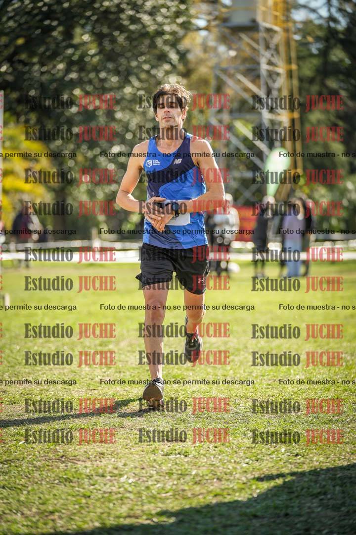 Fotos de la llegada del cross de 8000 m