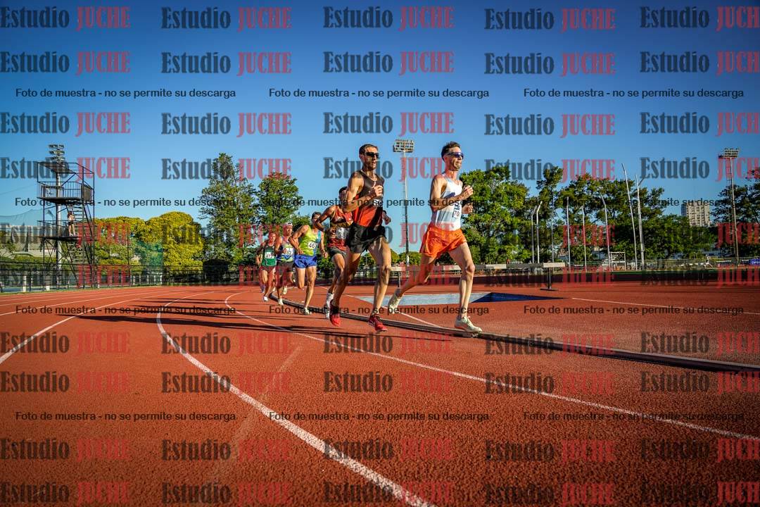 Fotos de los 3000 m llanos de varones