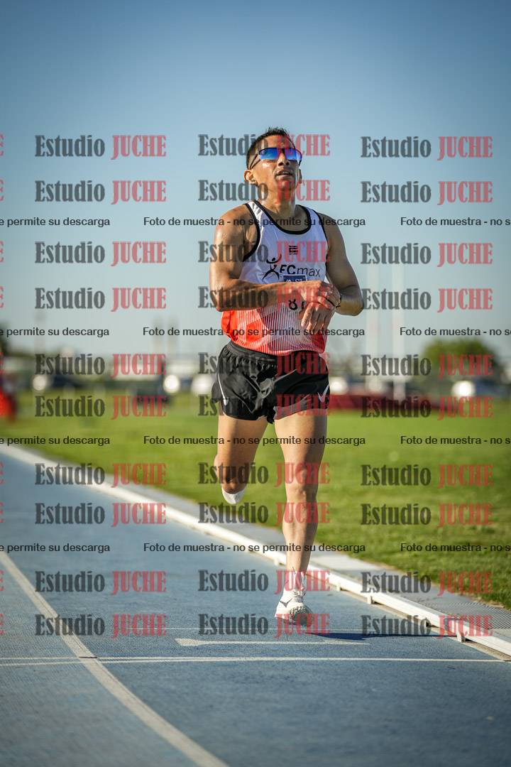 Fotos de los 3000 m llanos de varones